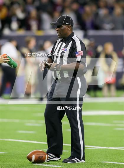 Thumbnail 3 in Angleton vs. Foster (UIL 5A D1 Quarterfinals) photogallery.