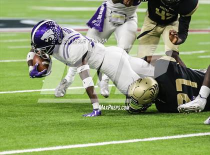 Thumbnail 1 in Angleton vs. Foster (UIL 5A D1 Quarterfinals) photogallery.