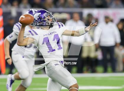 Thumbnail 1 in Angleton vs. Foster (UIL 5A D1 Quarterfinals) photogallery.