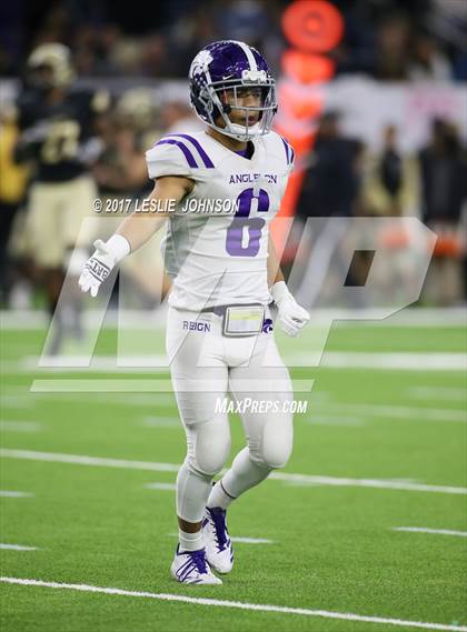 Thumbnail 1 in Angleton vs. Foster (UIL 5A D1 Quarterfinals) photogallery.
