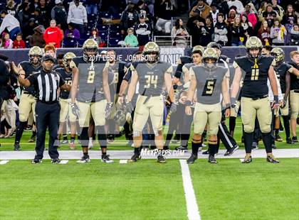 Thumbnail 3 in Angleton vs. Foster (UIL 5A D1 Quarterfinals) photogallery.