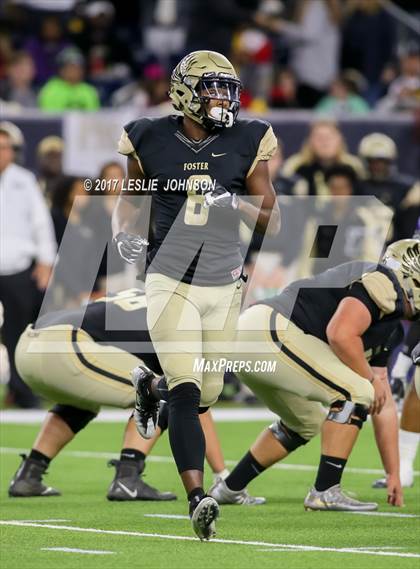 Thumbnail 2 in Angleton vs. Foster (UIL 5A D1 Quarterfinals) photogallery.