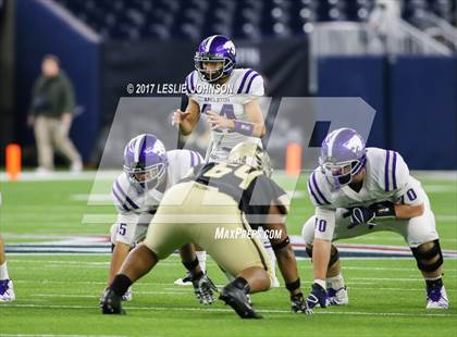 Thumbnail 2 in Angleton vs. Foster (UIL 5A D1 Quarterfinals) photogallery.