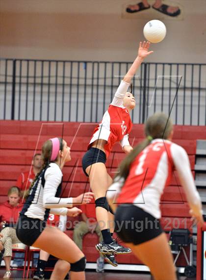 Thumbnail 3 in Calvary Christian @ Clearwater Central Catholic photogallery.