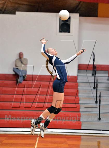 Thumbnail 2 in Calvary Christian @ Clearwater Central Catholic photogallery.