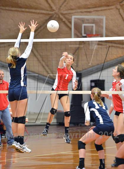Thumbnail 3 in Calvary Christian @ Clearwater Central Catholic photogallery.
