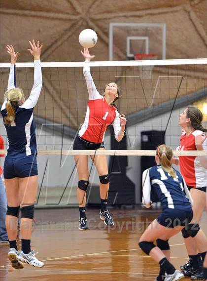 Thumbnail 2 in Calvary Christian @ Clearwater Central Catholic photogallery.