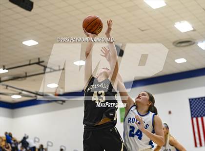 Thumbnail 3 in Noblesville @ Hamilton Southeastern photogallery.
