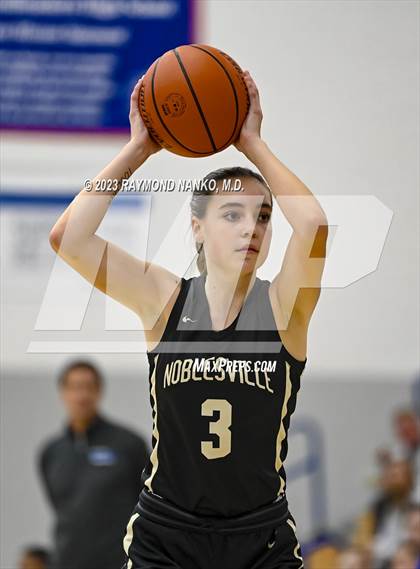Thumbnail 2 in Noblesville @ Hamilton Southeastern photogallery.