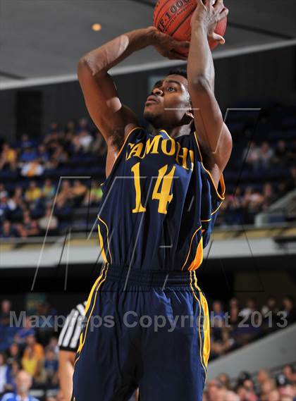 Thumbnail 3 in El Toro vs. Santa Monica (CIF SS DIV 1A Final) photogallery.