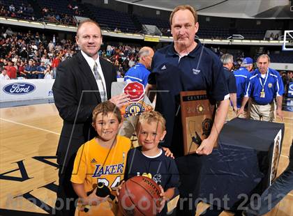 Thumbnail 3 in El Toro vs. Santa Monica (CIF SS DIV 1A Final) photogallery.