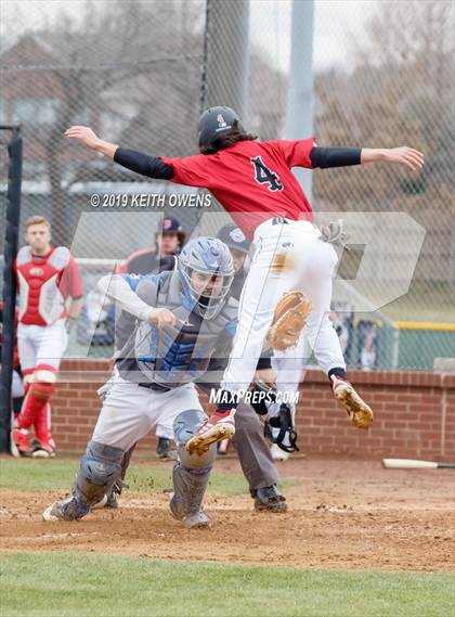 Thumbnail 3 in Hebron vs Martin photogallery.
