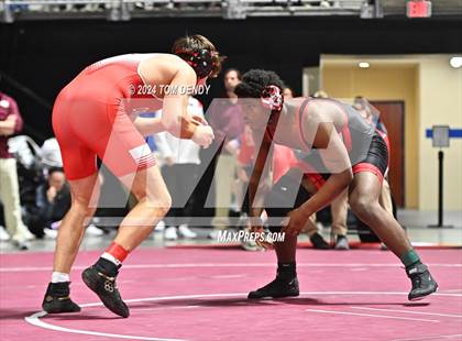 Thumbnail 1 in UIL 5A/6A State Championships - Session 3 photogallery.