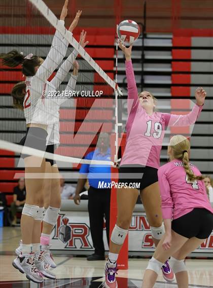 Thumbnail 1 in Bingham @ Mountain Ridge photogallery.