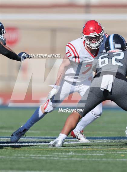 Thumbnail 3 in Regis Jesuit @ Valor Christian (CHSAA 5A Second Round) photogallery.