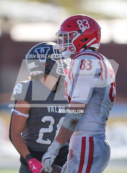 Thumbnail 3 in Regis Jesuit @ Valor Christian (CHSAA 5A Second Round) photogallery.