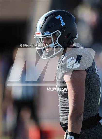 Thumbnail 2 in Regis Jesuit @ Valor Christian (CHSAA 5A Second Round) photogallery.
