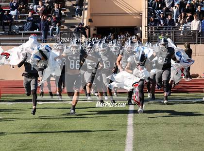 Thumbnail 2 in Regis Jesuit @ Valor Christian (CHSAA 5A Second Round) photogallery.