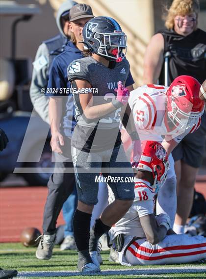 Thumbnail 2 in Regis Jesuit @ Valor Christian (CHSAA 5A Second Round) photogallery.