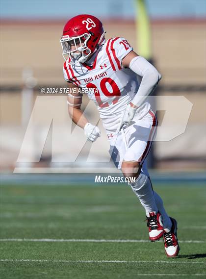 Thumbnail 1 in Regis Jesuit @ Valor Christian (CHSAA 5A Second Round) photogallery.