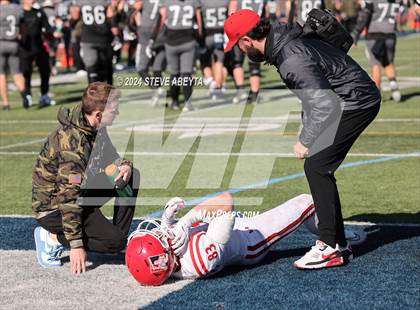 Thumbnail 1 in Regis Jesuit @ Valor Christian (CHSAA 5A Second Round) photogallery.