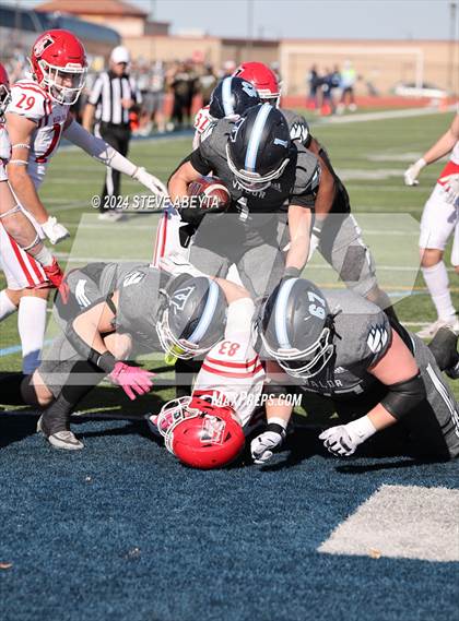 Thumbnail 3 in Regis Jesuit @ Valor Christian (CHSAA 5A Second Round) photogallery.