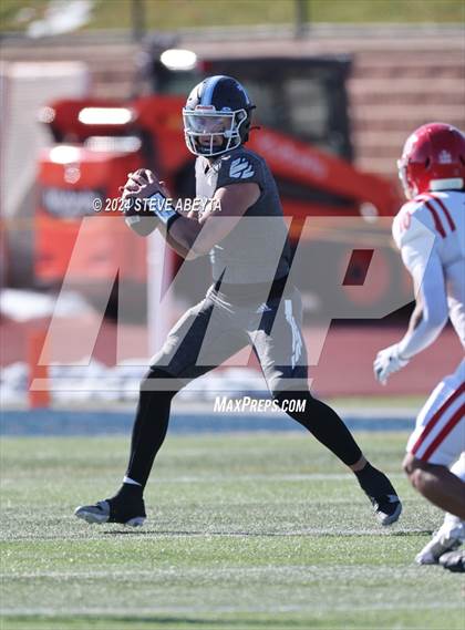 Thumbnail 3 in Regis Jesuit @ Valor Christian (CHSAA 5A Second Round) photogallery.