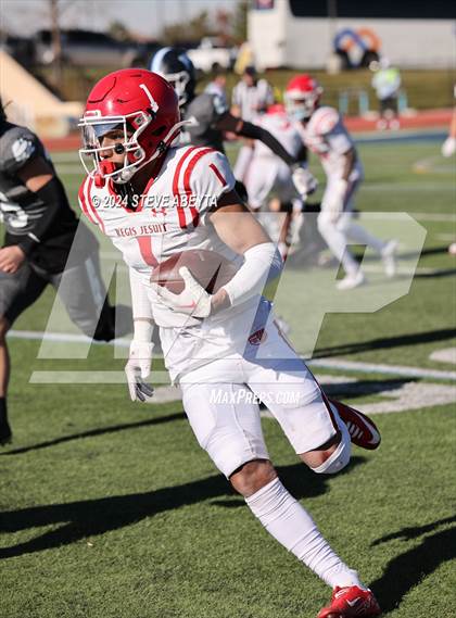 Thumbnail 3 in Regis Jesuit @ Valor Christian (CHSAA 5A Second Round) photogallery.