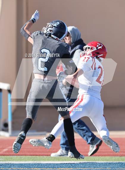 Thumbnail 1 in Regis Jesuit @ Valor Christian (CHSAA 5A Second Round) photogallery.