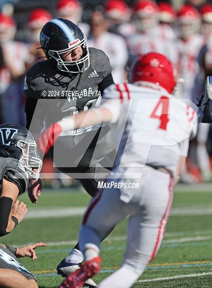 Thumbnail 3 in Regis Jesuit @ Valor Christian (CHSAA 5A Second Round) photogallery.