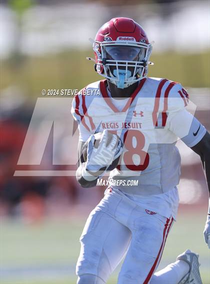 Thumbnail 3 in Regis Jesuit @ Valor Christian (CHSAA 5A Second Round) photogallery.