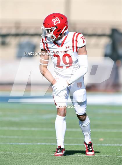 Thumbnail 2 in Regis Jesuit @ Valor Christian (CHSAA 5A Second Round) photogallery.