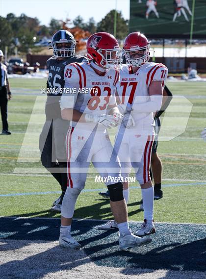 Thumbnail 3 in Regis Jesuit @ Valor Christian (CHSAA 5A Second Round) photogallery.