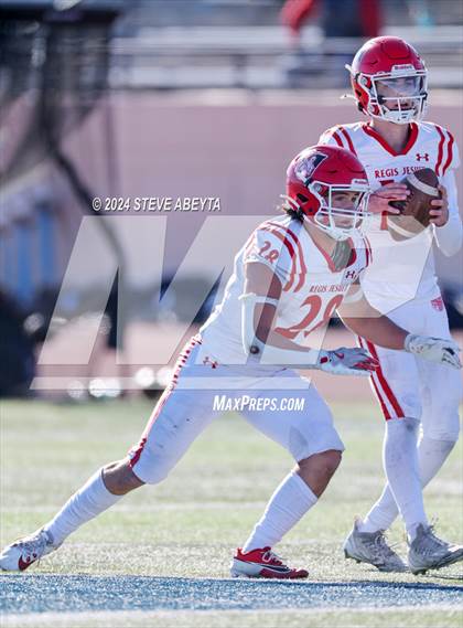 Thumbnail 2 in Regis Jesuit @ Valor Christian (CHSAA 5A Second Round) photogallery.