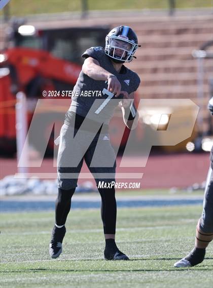 Thumbnail 3 in Regis Jesuit @ Valor Christian (CHSAA 5A Second Round) photogallery.