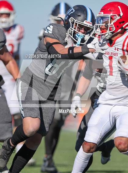 Thumbnail 2 in Regis Jesuit @ Valor Christian (CHSAA 5A Second Round) photogallery.
