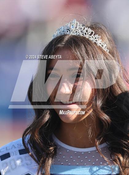 Thumbnail 1 in Regis Jesuit @ Valor Christian (CHSAA 5A Second Round) photogallery.