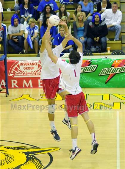 Thumbnail 2 in Mater Dei vs Norco (CIF SoCal D2 Final) photogallery.