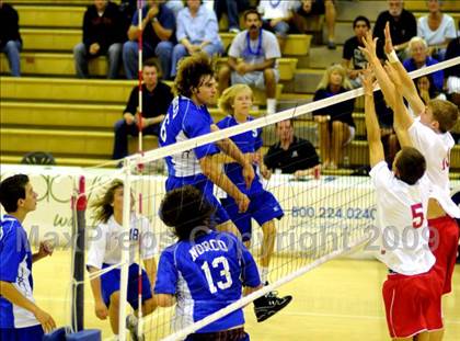 Thumbnail 2 in Mater Dei vs Norco (CIF SoCal D2 Final) photogallery.