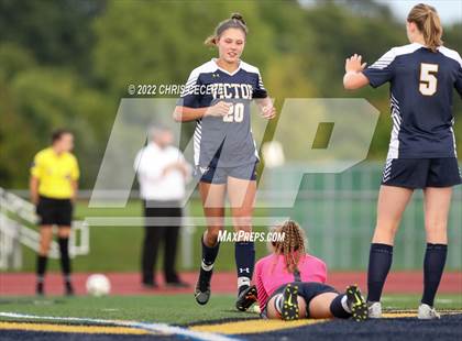 Thumbnail 3 in Fairport @ Victor photogallery.