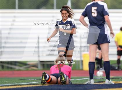 Thumbnail 3 in Fairport @ Victor photogallery.
