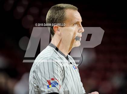 Thumbnail 3 in Valley Vista vs. Gilbert (AIA 6A Semifinal) photogallery.