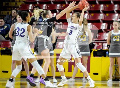 Thumbnail 1 in Valley Vista vs. Gilbert (AIA 6A Semifinal) photogallery.