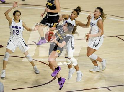 Thumbnail 1 in Valley Vista vs. Gilbert (AIA 6A Semifinal) photogallery.