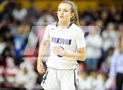 Thumbnail 1 in Valley Vista vs. Gilbert (AIA 6A Semifinal) photogallery.