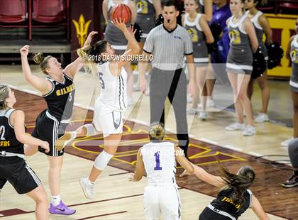 Thumbnail 2 in Valley Vista vs. Gilbert (AIA 6A Semifinal) photogallery.