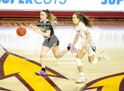 Thumbnail 2 in Valley Vista vs. Gilbert (AIA 6A Semifinal) photogallery.