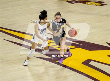 Thumbnail 3 in Valley Vista vs. Gilbert (AIA 6A Semifinal) photogallery.