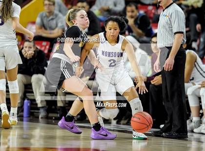 Thumbnail 2 in Valley Vista vs. Gilbert (AIA 6A Semifinal) photogallery.