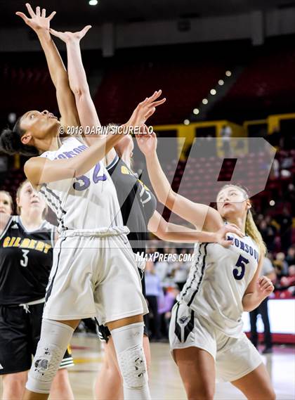 Thumbnail 1 in Valley Vista vs. Gilbert (AIA 6A Semifinal) photogallery.